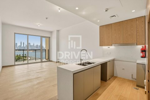Apartment in La Mer, Jumeirah, Dubai 2 bedrooms, 111.67 sq.m. № 128468 - photo 2
