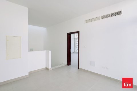 Купить таунхаус в Дубае: 3 спальни, 187.2м², № 91772 - фото 10