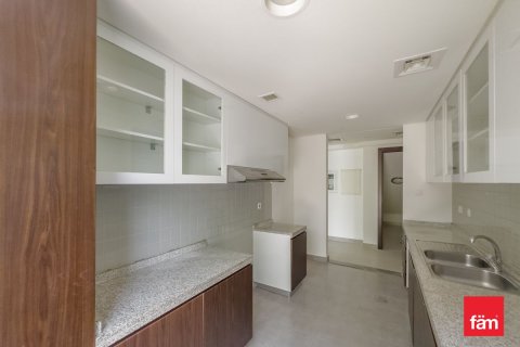 Купить таунхаус в Дубае: 3 спальни, 187.2м², № 91772 - фото 14