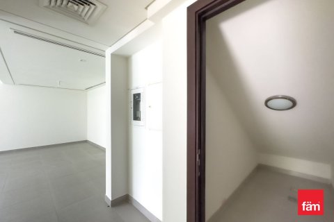 Купить таунхаус в Дубае: 3 спальни, 187.2м², № 91772 - фото 7