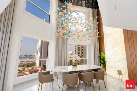 Купить квартиру в Дубае: 4 спальни, 334.4м², № 91762 - фото 12