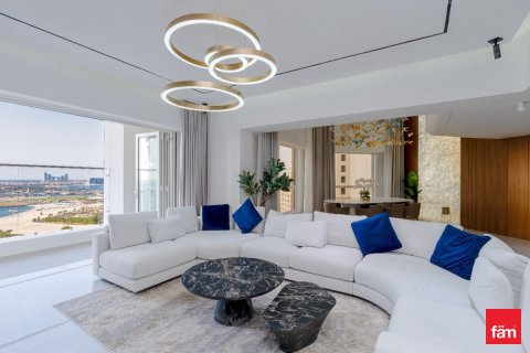 Купить квартиру в Дубае: 4 спальни, 334.4м², № 91762 - фото 24