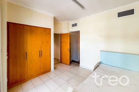 Снять в аренду квартиру в Greens, Дубай: 2 спальни, 124.77м², № 120038 - фото 9