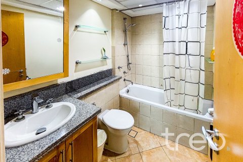 Снять в аренду квартиру в Greens, Дубай: 2 спальни, 124.77м², № 120038 - фото 11