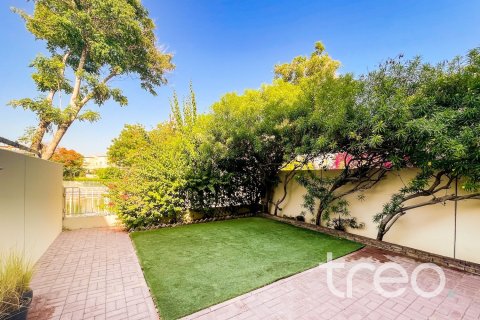 Villa à The Springs, Dubai, 2 chambres, 153.01 m², № 120036 - photo 2