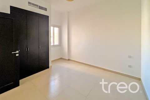 Villa in Bella Casa, Serena, Dubai 3 bedrooms, 196.58 sq.m. № 120039 - photo 13