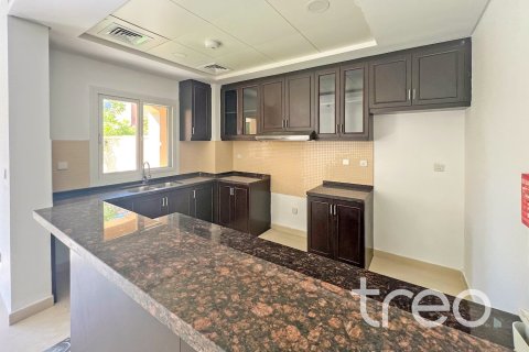 Villa in Bella Casa, Serena, Dubai 3 bedrooms, 196.58 sq.m. № 120039 - photo 4