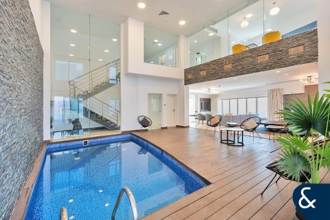 Appartement à Jumeirah Lake Towers, Dubai, 5 chambres, 479 m², № 75751 - photo 1