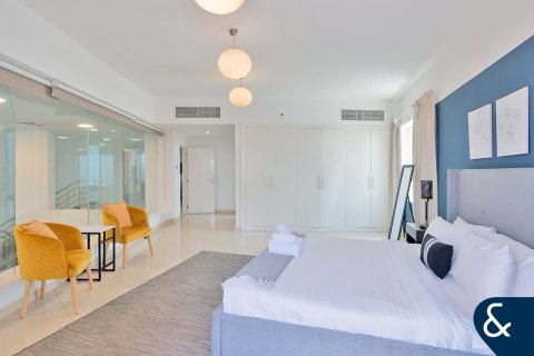 Appartement à Jumeirah Lake Towers, Dubai, 5 chambres, 479 m², № 75751 - photo 7