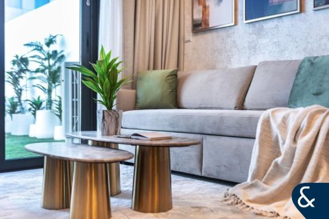 Купить квартиру в SOL Bay, Бизнес-Бэй, Дубай: студию, 69м², № 75750 - фото 2