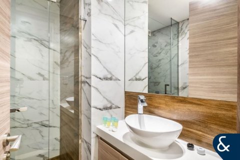 Купить квартиру в SOL Bay, Бизнес-Бэй, Дубай: студию, 69м², № 75750 - фото 15