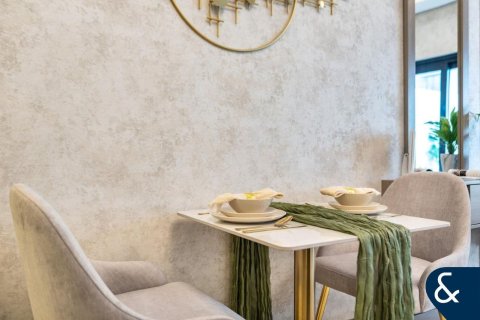 Купить квартиру в SOL Bay, Бизнес-Бэй, Дубай: студию, 69м², № 75750 - фото 11