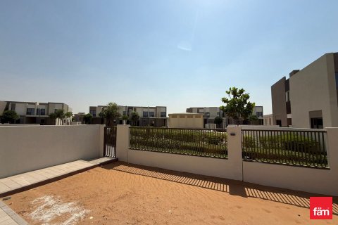 Townhouse in Dubai 4 bedrooms, 268.1 sq.m. № 58848 - photo 10