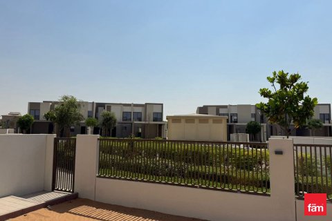 Townhouse in Dubai 4 bedrooms, 268.1 sq.m. № 58848 - photo 9