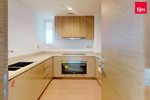 Снять в аренду квартиру в Бизнес-Бэе, Дубай: 3 спальни, 177.2м², № 58849 - фото 2