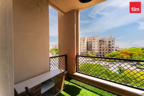 Купить квартиру в Дубае: 2 спальни, 93.4м², № 114503 - фото 13