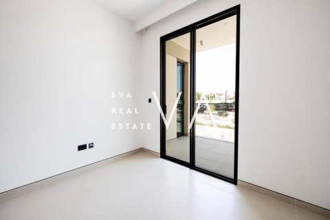 Villa in Dubai 4 bedrooms, 405 sq.m. № 52701 - photo 4