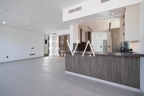 Villa in Dubai 4 bedrooms, 405 sq.m. № 52701 - photo 10