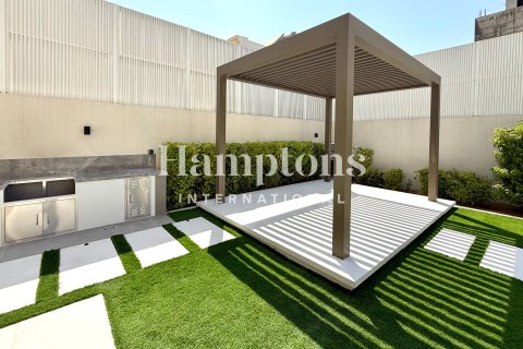 Villa in Al Barsha 1, Al Barsha, Dubai 4 bedrooms, 853.77857000 sq.m. № 123238 - photo 18
