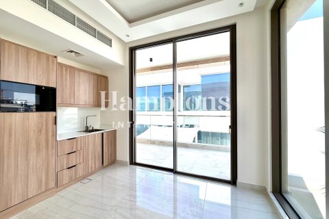 Villa in Al Barsha 1, Al Barsha, Dubai 4 bedrooms, 853.77857000 sq.m. № 123238 - photo 19