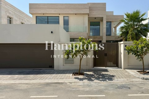 Villa in Al Barsha 1, Al Barsha, Dubai 4 bedrooms, 853.77857000 sq.m. № 123238 - photo 5