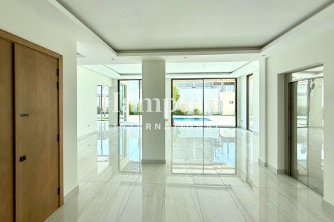 Villa in Al Barsha 1, Al Barsha, Dubai 4 bedrooms, 853.77857000 sq.m. № 123238 - photo 17