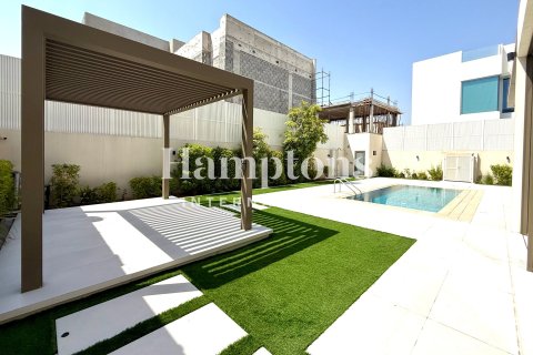 Villa in Al Barsha 1, Al Barsha, Dubai 4 bedrooms, 853.77857000 sq.m. № 123238 - photo 24