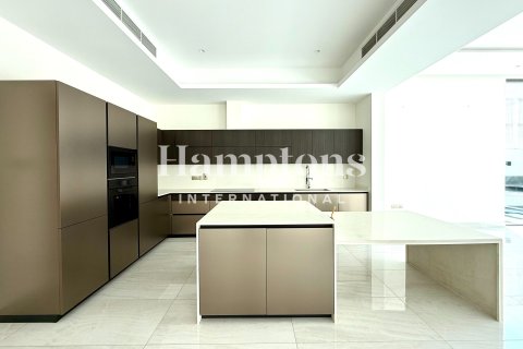 Villa in Al Barsha 1, Al Barsha, Dubai 4 bedrooms, 853.77857000 sq.m. № 123238 - photo 26