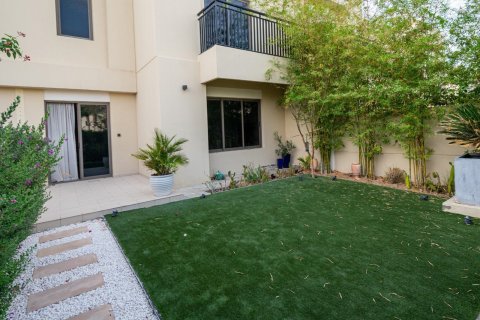 Villa in Town Square, Dubai 3 bedrooms, 211.54013100 sq.m. № 123234 - photo 4