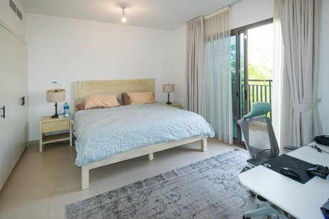 Villa in Town Square, Dubai 3 bedrooms, 211.54013100 sq.m. № 123234 - photo 23