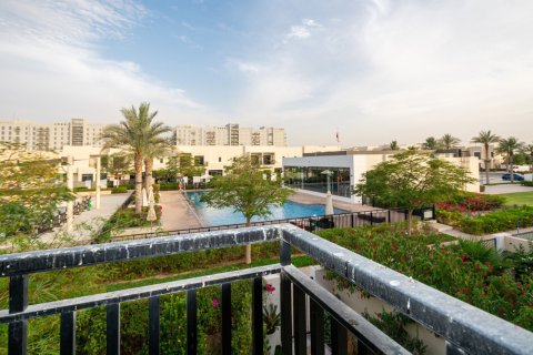 Villa in Town Square, Dubai 3 bedrooms, 211.54013100 sq.m. № 123234 - photo 12