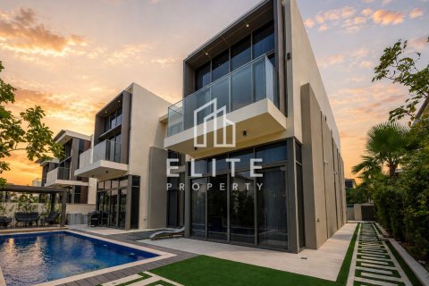 Villa en Golf Place, Dubai Hills Estate, Dubai, 5 dormitorios, 660 m², № 121555 - foto 29