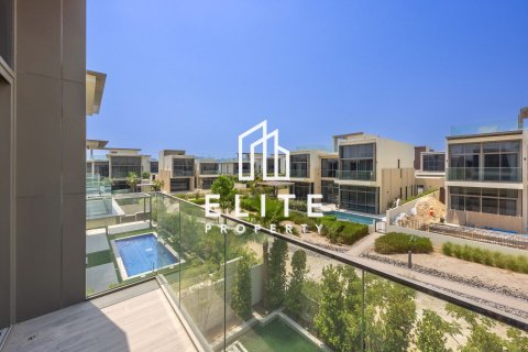 Villa en Golf Place, Dubai Hills Estate, Dubai, 5 dormitorios, 660 m², № 121555 - foto 18
