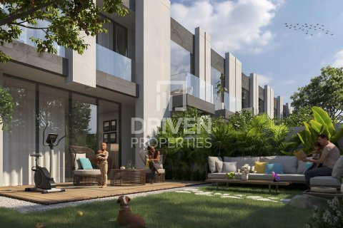 Villa in Dubai Land, Dubai 3 bedrooms, 186 sq.m. № 65839 - photo 11