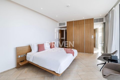 Apartment in Jumeirah Village Circle, Dubai 2 bedrooms, 259 sq.m. № 86752 - photo 2