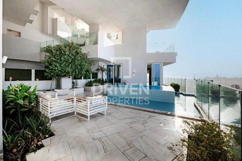 Apartment in Jumeirah Village Circle, Dubai 2 bedrooms, 259 sq.m. № 86752 - photo 18