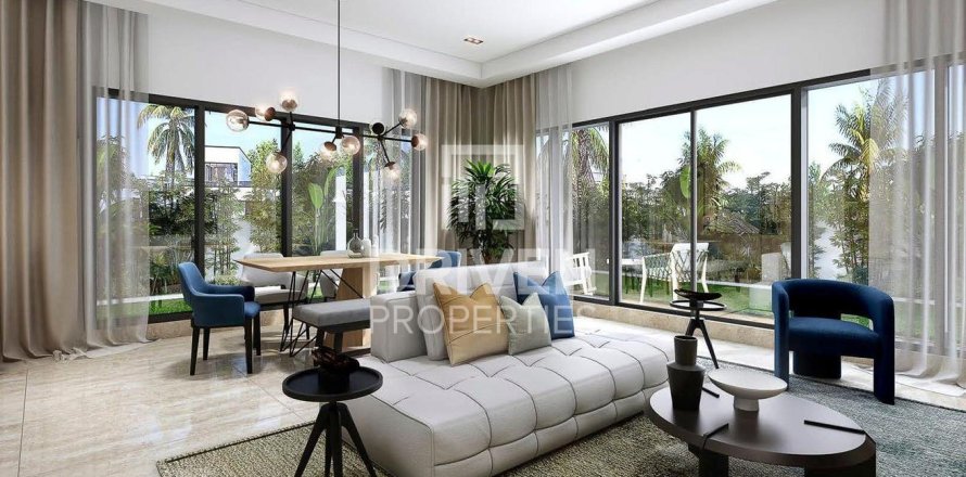 Вилла в Дубай Инвестмент Парке, Дубай, 4 спальни, 222.6м², № 126591