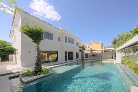 Villa à Arabian Ranches, Dubai, 5 chambres, 640.01 m², № 136484