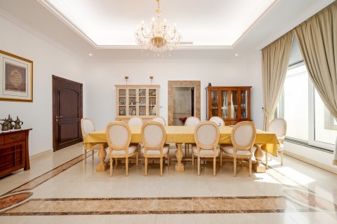 Villa in Al Khawaneej, Dubai 7 bedrooms, 1034.66 sq.m. № 136481 - photo 10