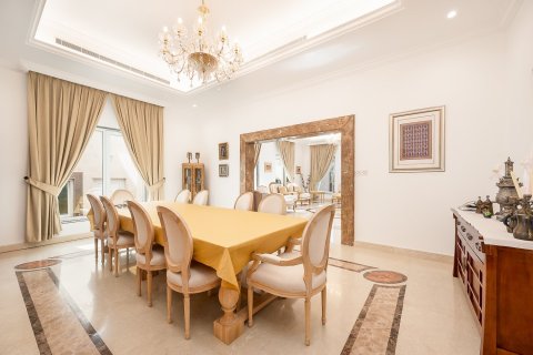 Villa in Al Khawaneej, Dubai 7 bedrooms, 1034.66 sq.m. № 136481 - photo 11