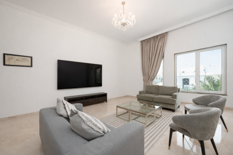 Villa in Al Khawaneej, Dubai 7 bedrooms, 1034.66 sq.m. № 136481 - photo 21