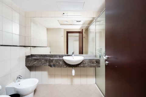 Apartment in Jumeirah Bay X1, Jumeirah Lake Towers, Dubai 1 bedroom, 90.28 sq.m. № 136480 - photo 7