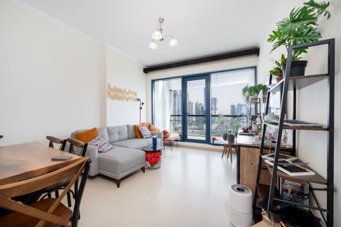 Apartment in Jumeirah Bay X1, Jumeirah Lake Towers, Dubai 1 bedroom, 90.28 sq.m. № 136480 - photo 2