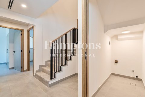 Townhouse in Dubai Land, Dubai 4 bedrooms, 216.46399000 sq.m. № 16712 - photo 2