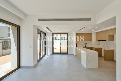 Townhouse in Dubai Land, Dubai 4 bedrooms, 216.46399000 sq.m. № 16712 - photo 15