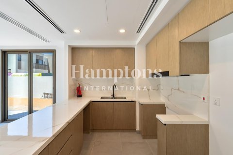Townhouse in Dubai Land, Dubai 4 bedrooms, 216.46399000 sq.m. № 16712 - photo 9