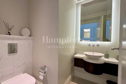 Apartment in Downtown Dubai (Downtown Burj Dubai), Dubai 1 bedroom, 82.03334900 sq.m. № 16703 - photo 1