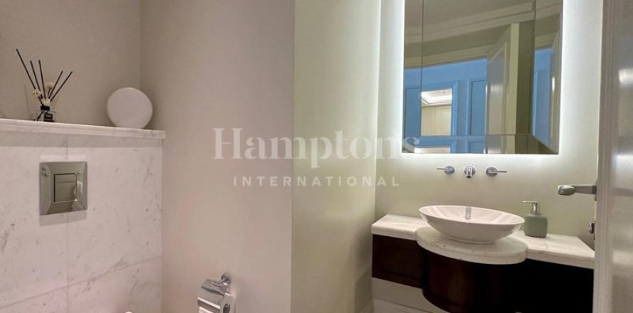 Apartment in Downtown Dubai (Downtown Burj Dubai), Dubai 1 bedroom, 82.0333 sq.m. № 16703