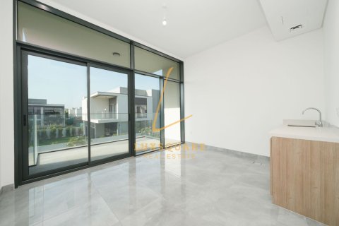 Снять в аренду виллу в Murooj Al Furjan, Al Furjan, Дубай: 4 спальни, 570м², № 115033 - фото 28