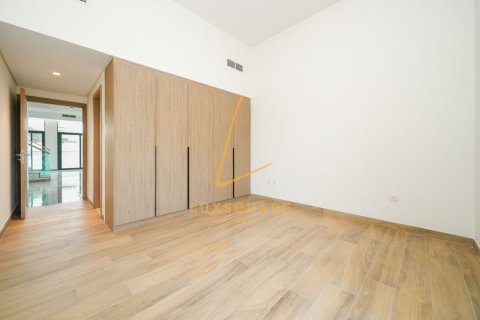 Снять в аренду виллу в Murooj Al Furjan, Al Furjan, Дубай: 4 спальни, 570м², № 115033 - фото 11